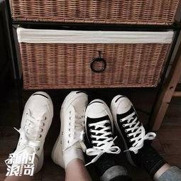匡威开口笑明星街拍,明星演绎潮流新篇章