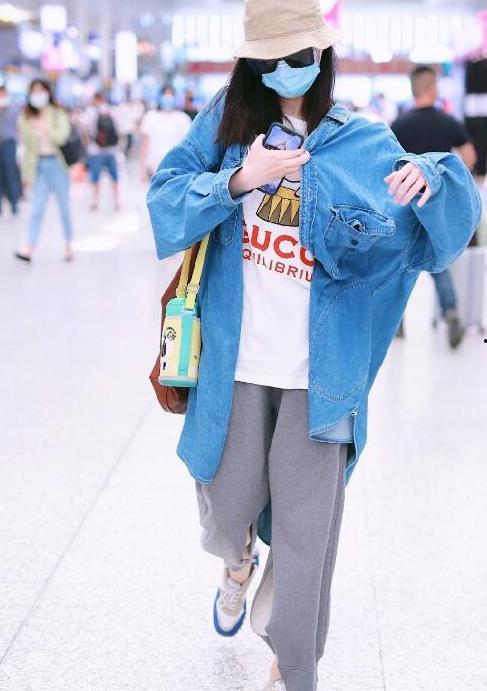 明星穿的破洞裤,明星们的时尚宣言