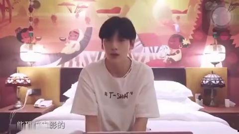 吃瓜调皮的视频,揭秘视频中的欢乐瞬间