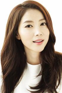 网红吴允儿,网红界的璀璨明星，魅力四射的时尚达人